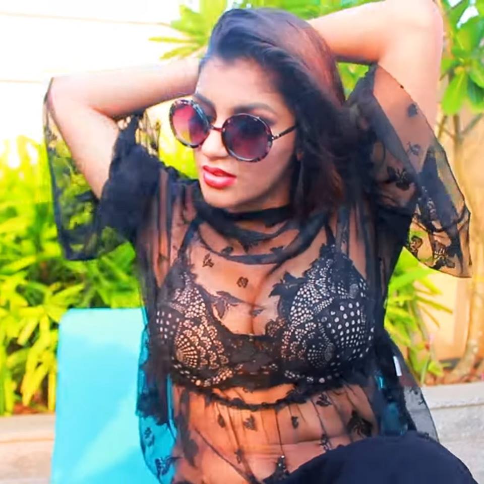 Yashika anand boobs