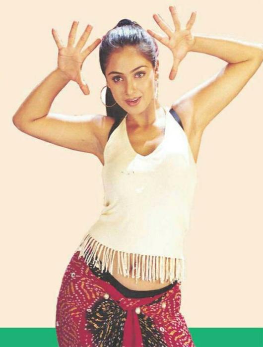 Happy birthday HIP queen.... Evergreen simran-Ass, hips, armpit all covered ur fav